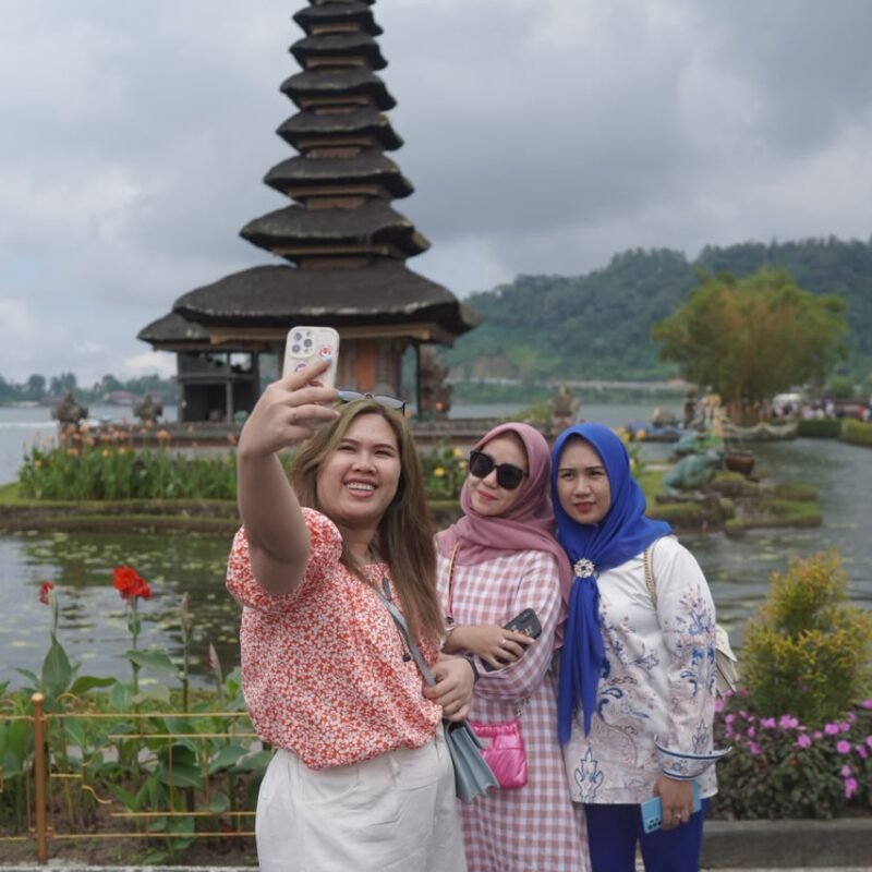 tour-bali-ulun-danu-beratan